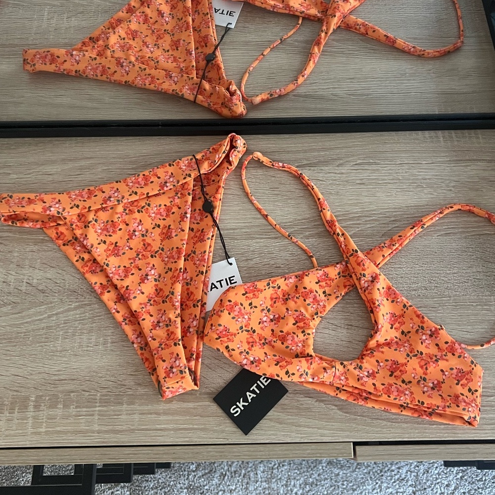 NWT - Skatie Bikini Set